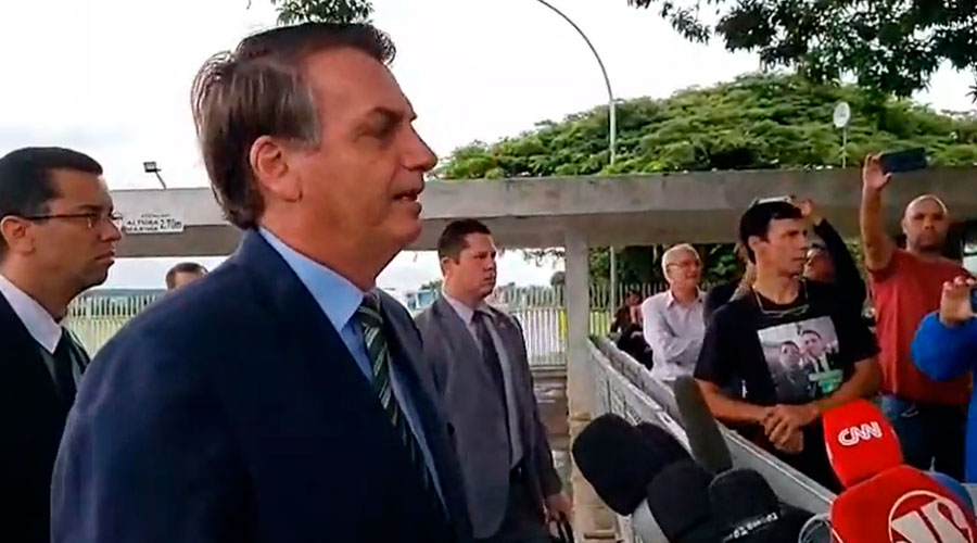 Coronavírus: Bolsonaro planeja decreto para que “toda e qualquer profissão” volte ao trabalho